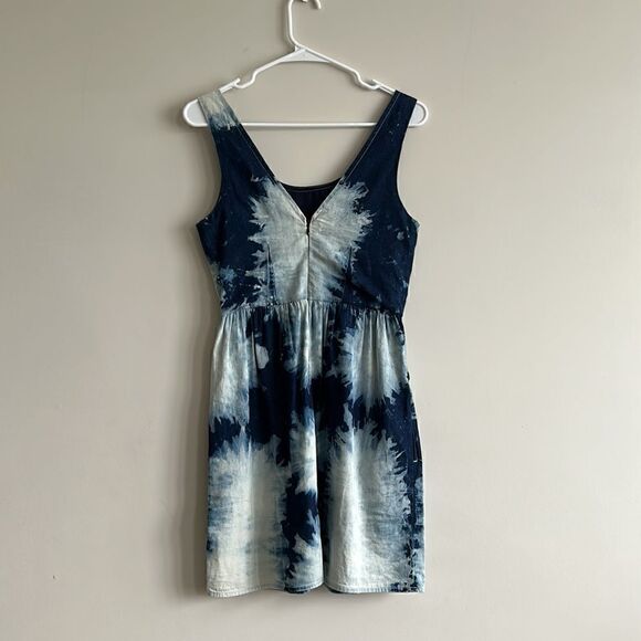 American Eagle Outfitters Tie Dye Denim Dress - Picture 7 of 9